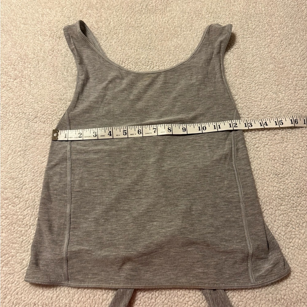 Lululemon Turn to Tie Wrap Tank Top Heathered Core Light Grey Yoga - Picture 8 of 11
